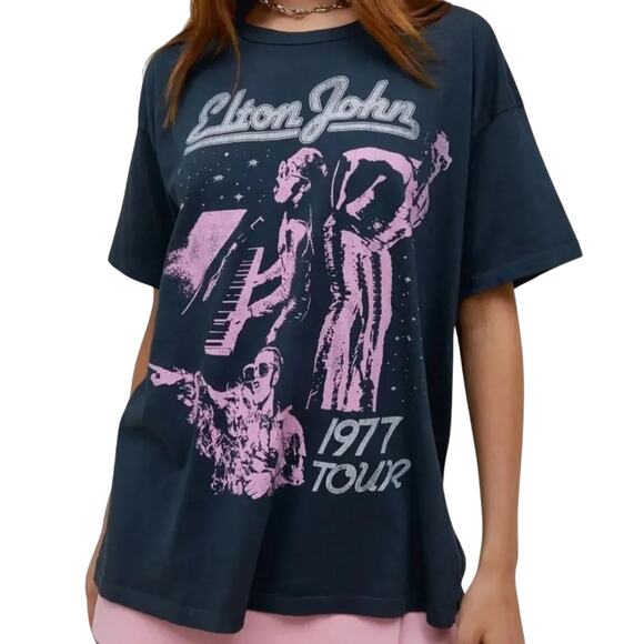 DAYDREAMER Elton John 1977 Tour Tee in Vintage Black Size S New w/o Tag MSRP $88